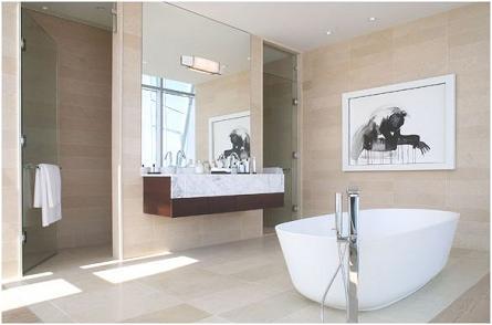 Pier 27 Condos Washroom Toronto, Canada