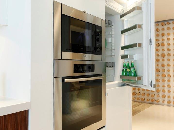 Parade Condos Kitchen Toronto, Canada