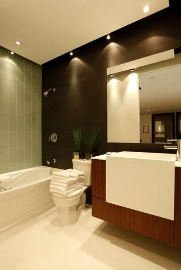 Parade Condos Bathroom Area Toronto, Canada