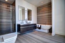 Crystal Blu Condos Bathroom Toronto, Canada