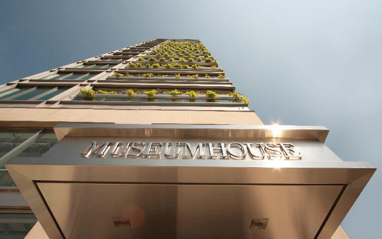 MuseumHouse Condos Close View Toronto, Canada