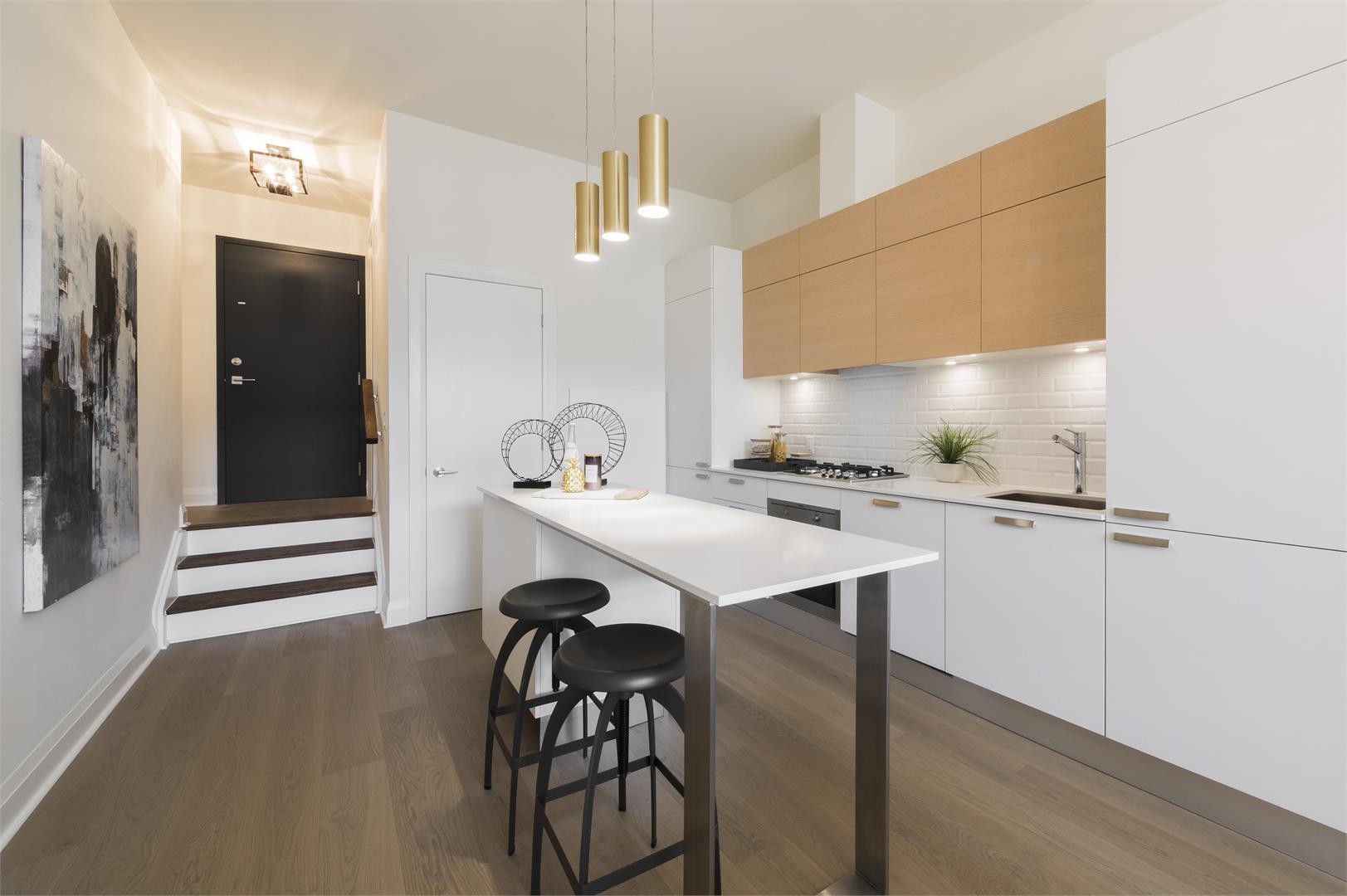 Arch Lofts Condos Dinning Toronto, Canada