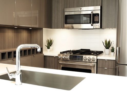 Showcase Lofts Condos Kitchen Toronto, Canada