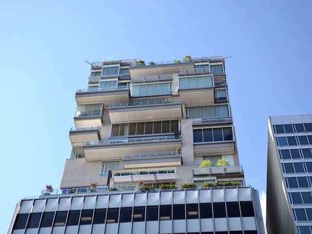 155 Cumberland Close View Toronto, Canada