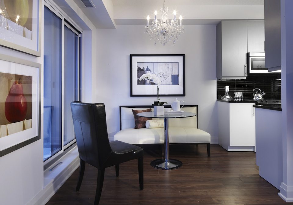 83 Redpath Condos Kitchen Toronto, Canada