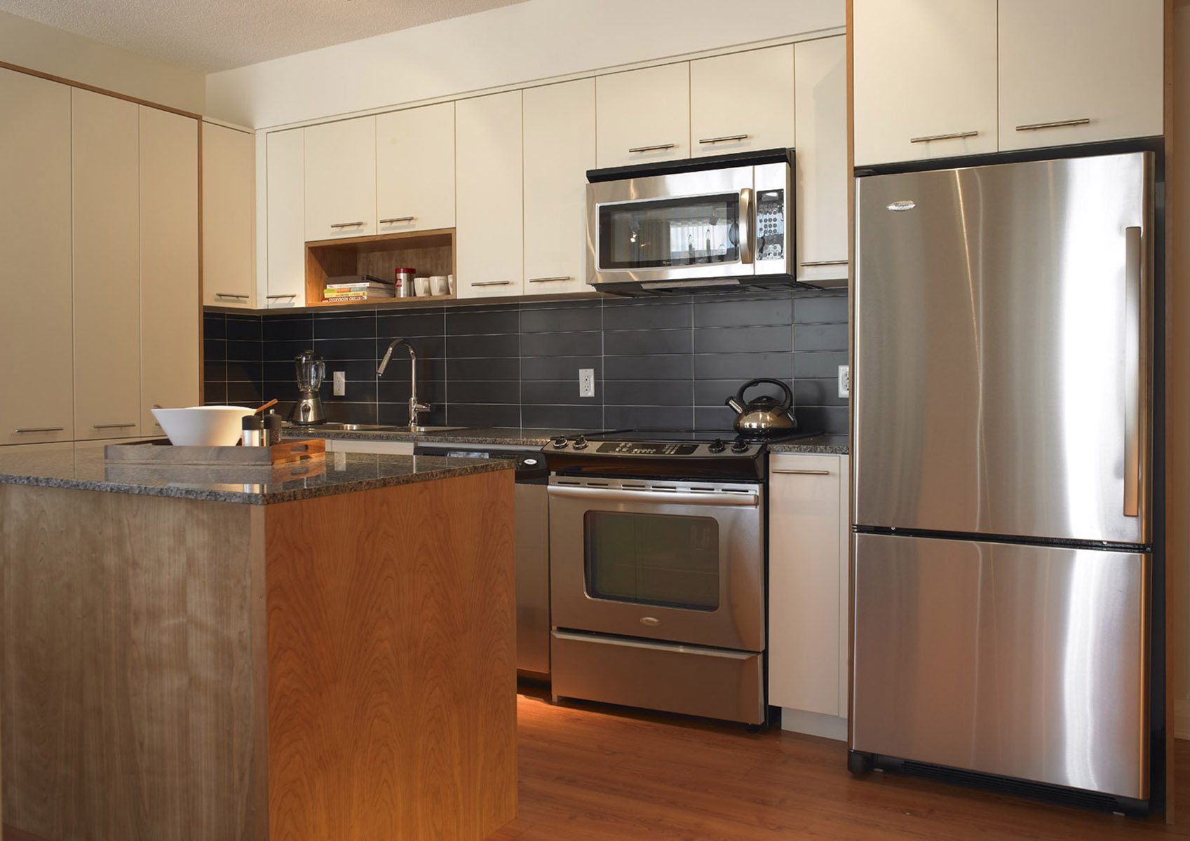 One Valhalla Towns & Condos + Triumph Phase Three Kitchen Toronto, Canada