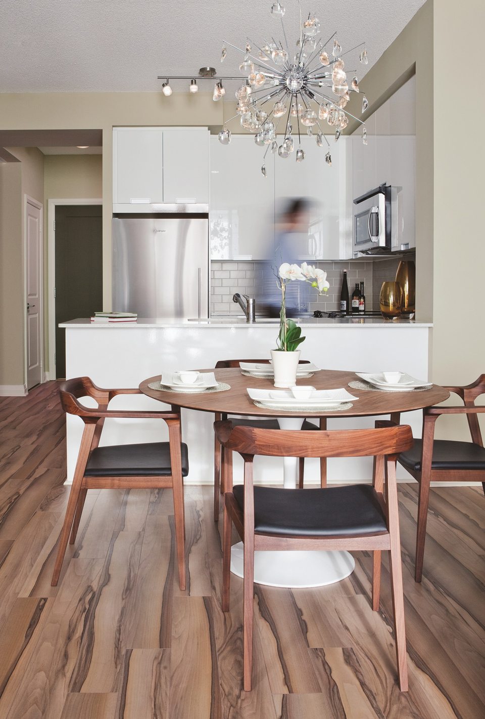 Pinnacle Uptown Crystal Condominiums Kitchen Toronto, Canada