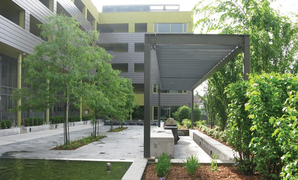 Roncesvalles Lofts Condos Garden View Toronto, Canada