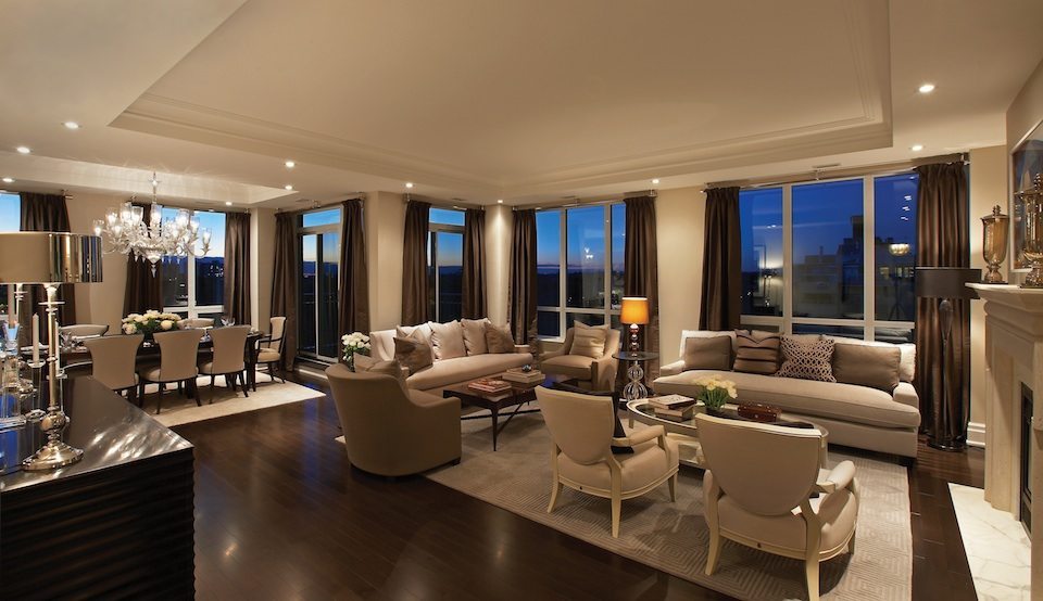 The Avenue Condos Living Area Toronto, Canada