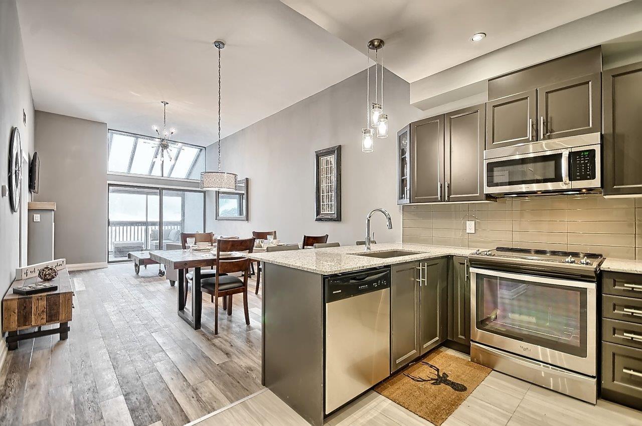 Slopeside at Horseshoe Condos Kitchen Toronto, Canada