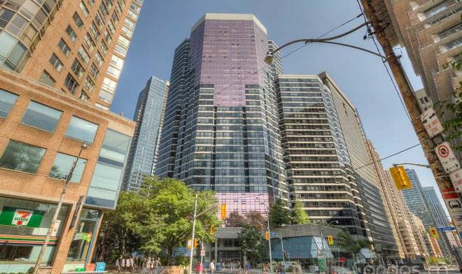 Exterior image of the 1001 Bay Condos in Toronto