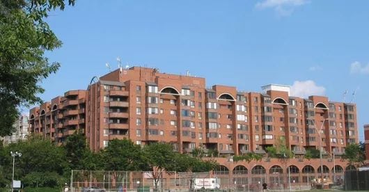 Exterior image of the 15 Scadding Avenue in Toronto