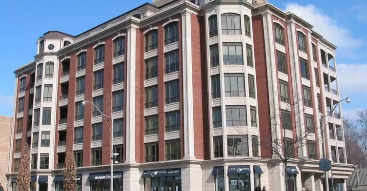 Exterior image of the 2 Roxborough Street East in Toronto