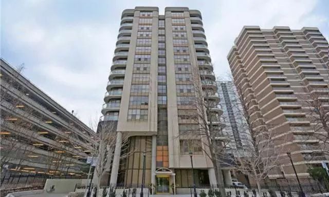 Exterior image of the 40 Rosehill Avenue in Toronto