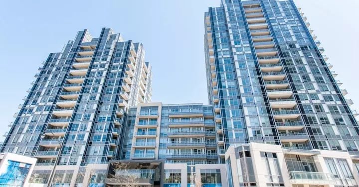 Exterior image of the Aristo at Avonshire in Toronto
