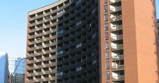 Exterior image of the Asquith Park in Toronto