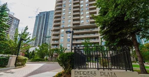 Exterior image of the Empress Plaza 2 in Toronto