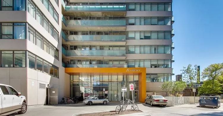 Exterior image of the Fuzion in Toronto