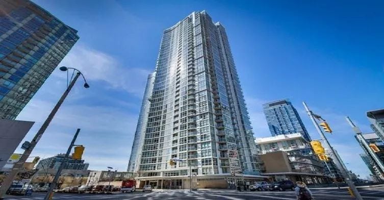 Exterior image of the Harbourview Estates I in Toronto