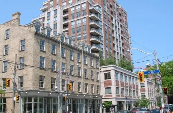 Exterior image of the King George Square in Toronto