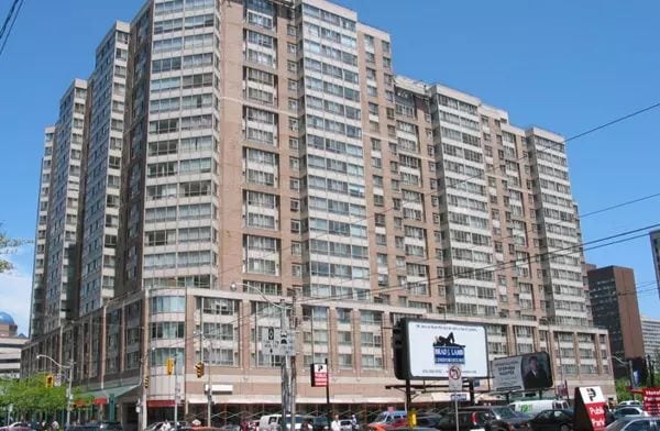 Exterior image of the Liberties on Bay in Toronto
