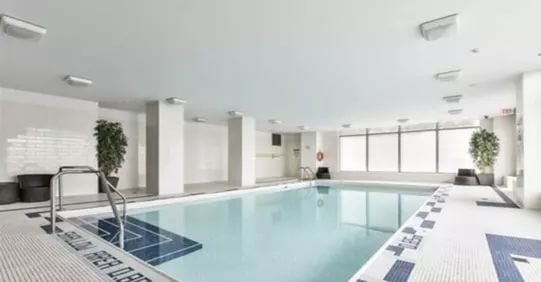 Exterior image of the Luxe I in Toronto
