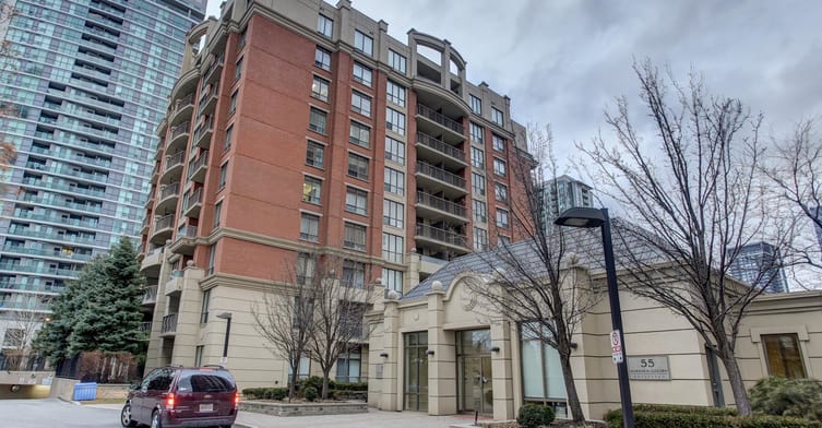 Exterior image of the Mansions of Avondale II in Toronto