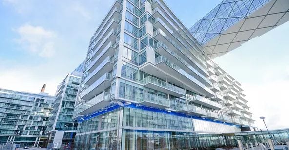 Exterior image of the Pier 27 II in Toronto
