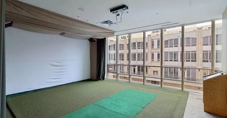 Exterior image of the Residences of College Park South Tower Condos in Toronto