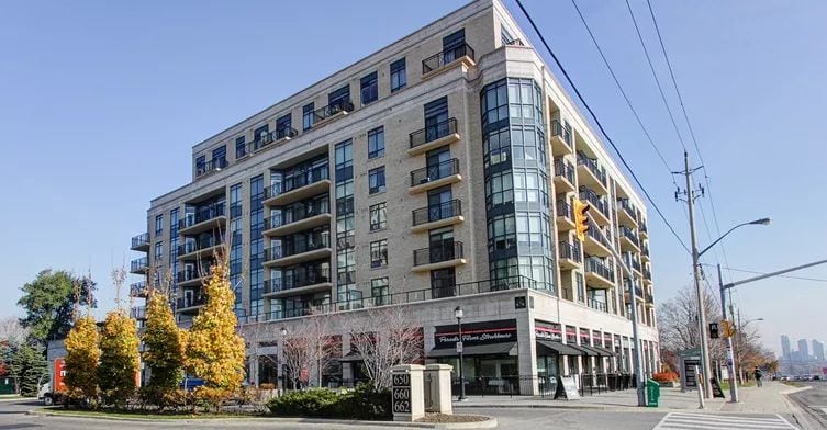Exterior image of the St Gabriel Manor in Toronto
