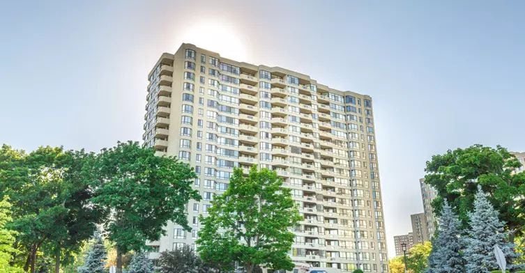 Exterior image of the Trillium Place in Toronto