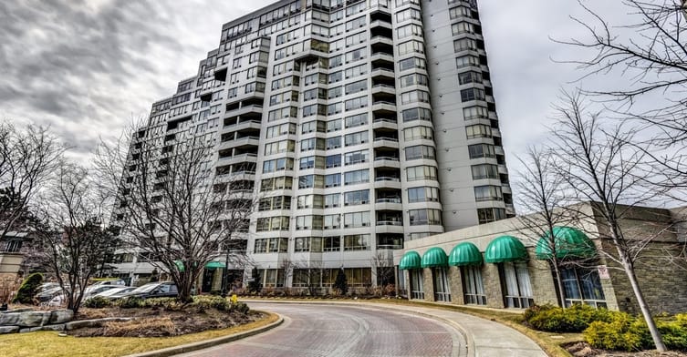 Exterior image of the The Greens @ Tam O'Shanter 2 in Toronto