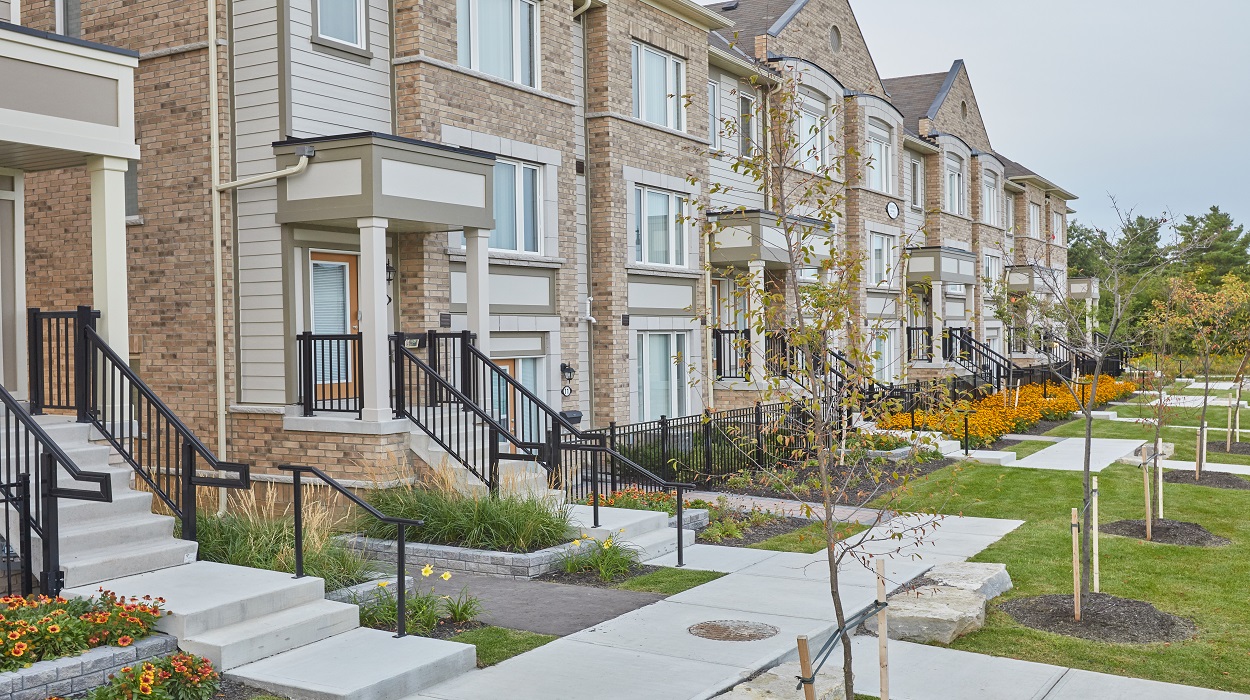 Daniels First Home Beckenrose Townhouse Exteriors
