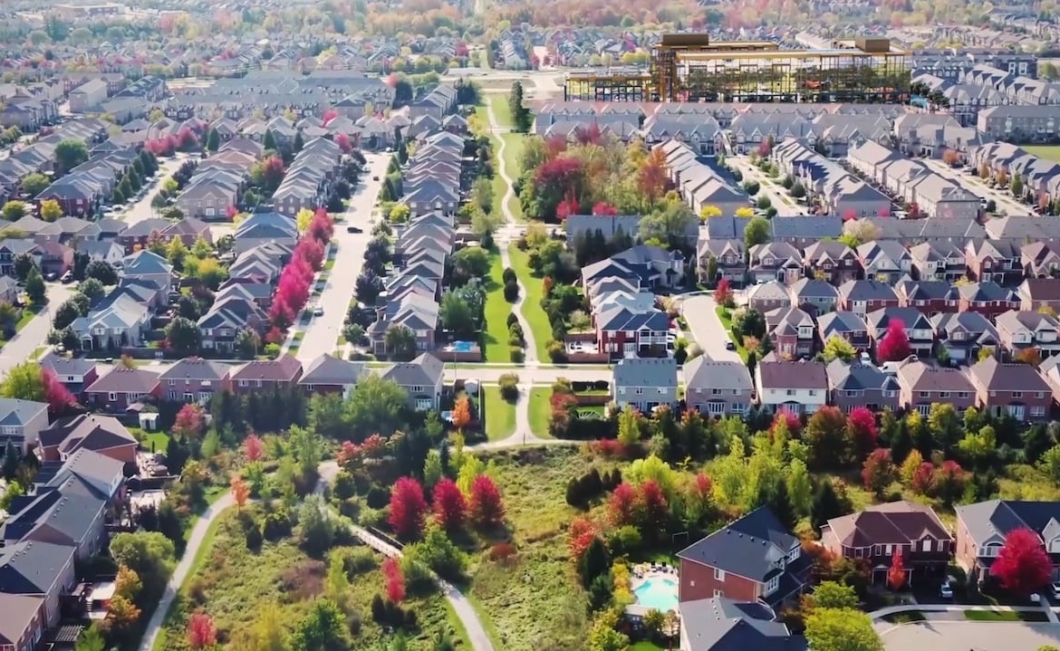 Rendering of Nuvo 2 Condos neighbourhood aerial Oakville
