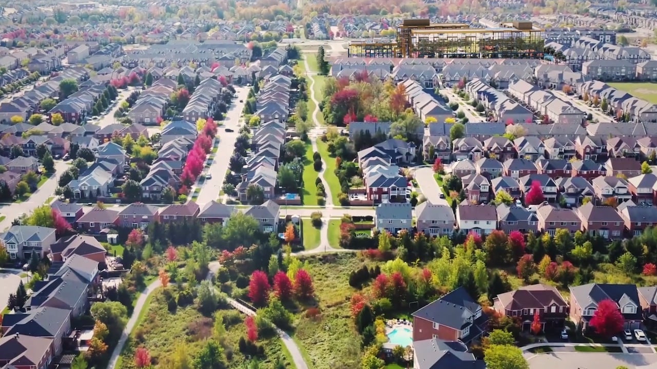 Rendering of Nuvo 2 Condos neighbourhood aerial Oakville