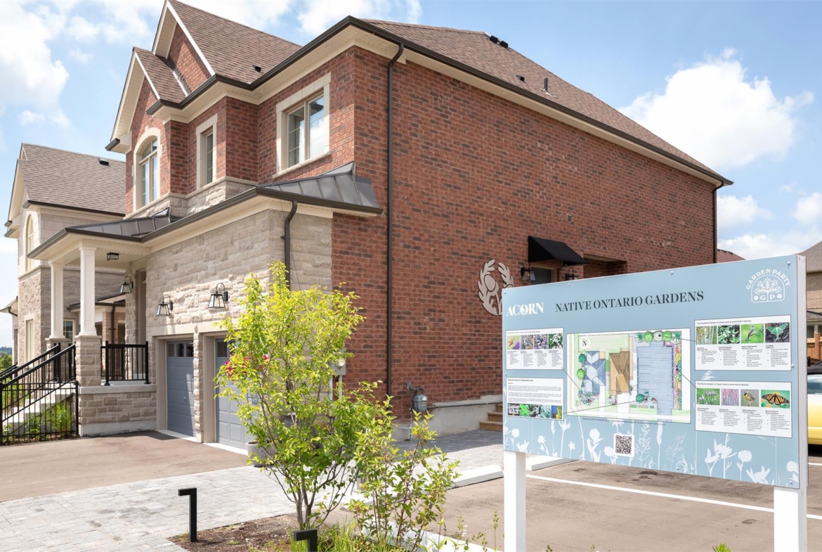 Exterior view of Hometown Sharon viewing site