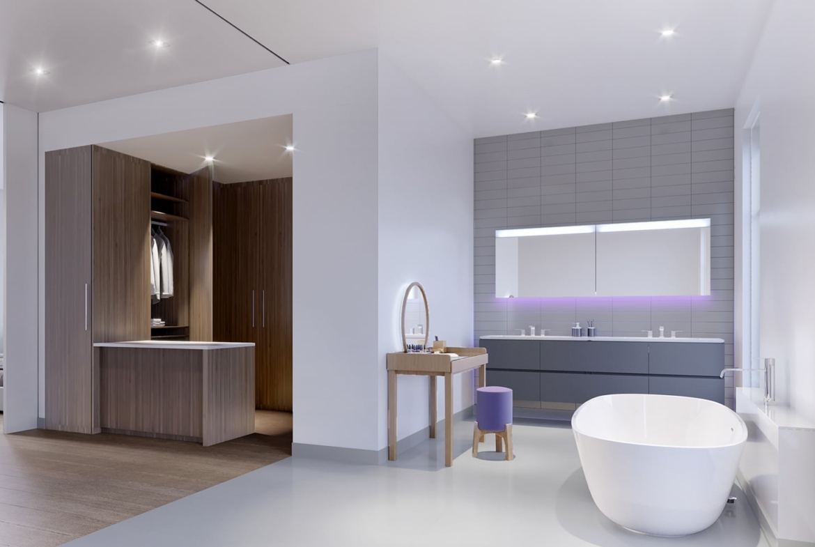 The Shores of Port Credit suite bedroom with bath