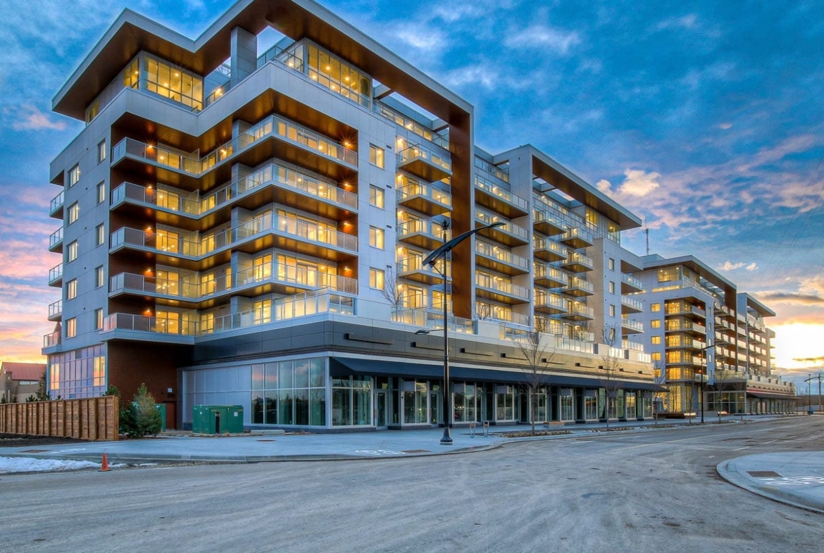Gateway at West District Condos image exterior 1