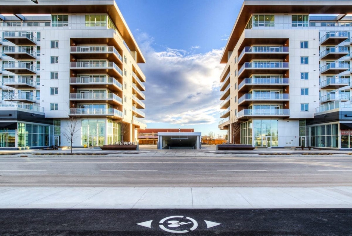 Gateway at West District Condos image exterior 9
