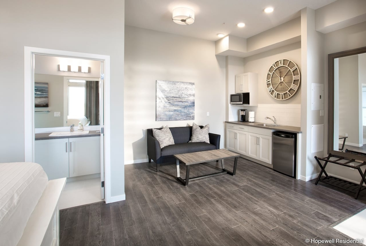 Sandgate Mahogany Lake Condos guest suite
