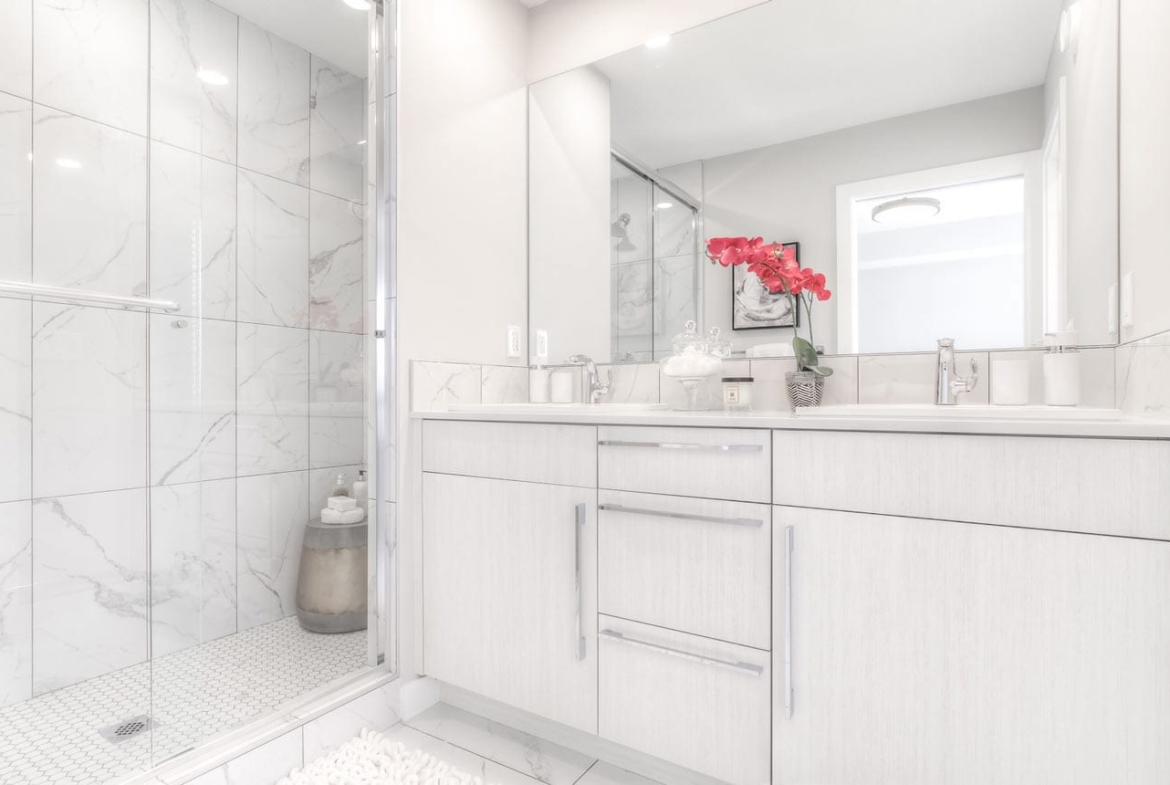 Image of Aberdeen Towns interior ensuite
