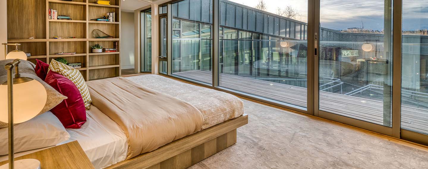 Fall 2022 State of Luxury Report banner image of a bedroom interior